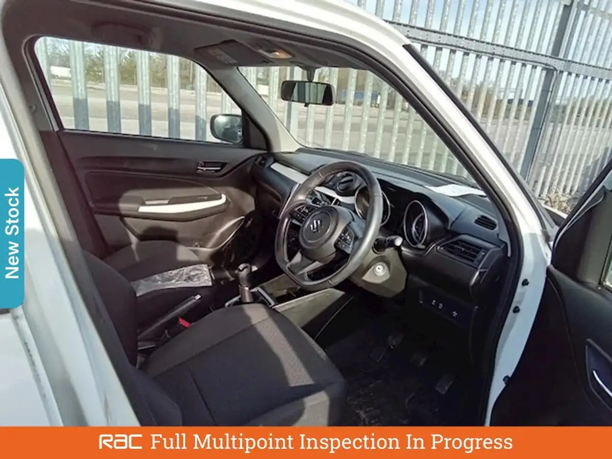 2022-suzuki-swift-12-dualjet-sz-l-big-2