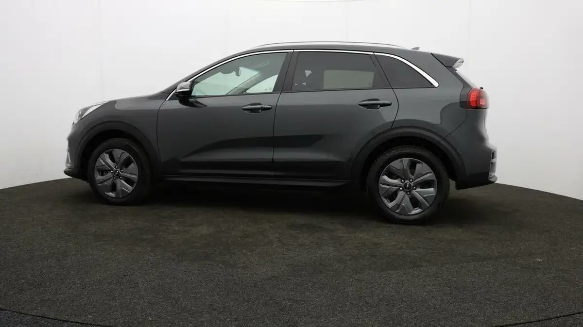 2022-kia-e-niro-ev-2-64-big-62