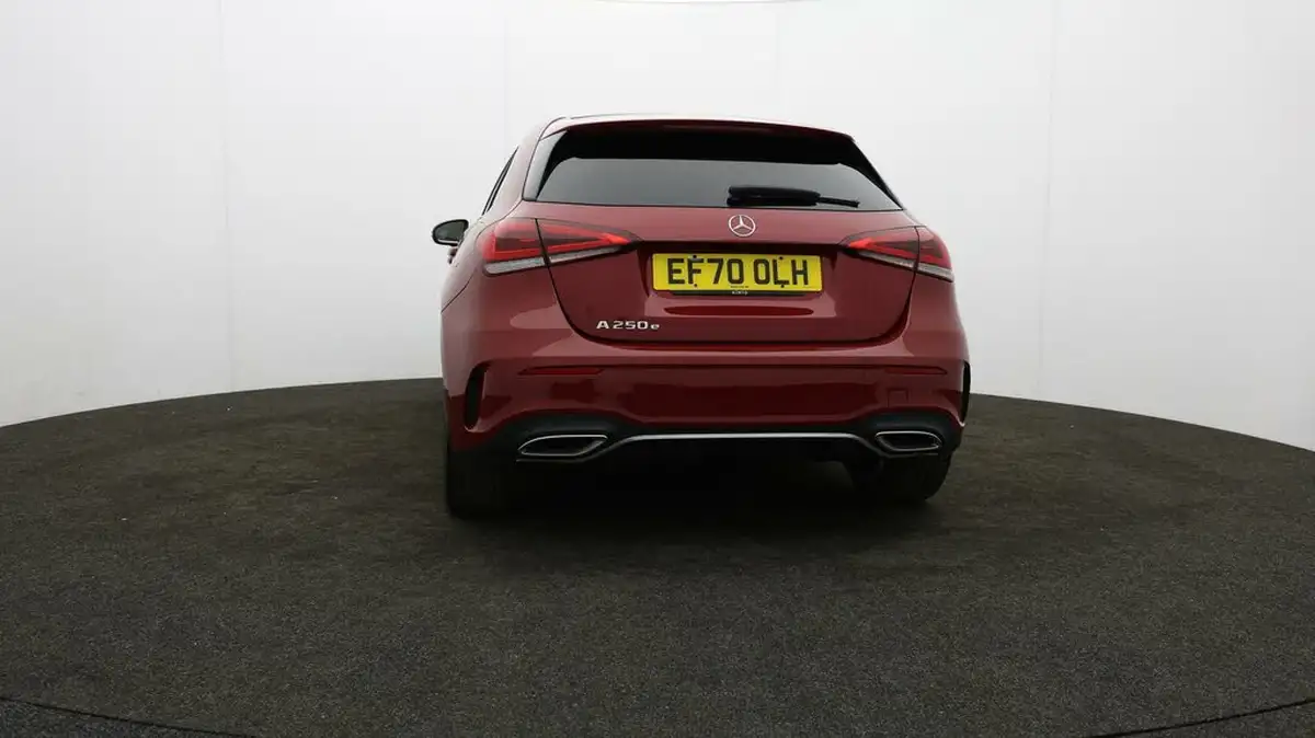 2021-mercedes-benz-a-class-13-a250e-amg-line-hatchback-5d-big-35