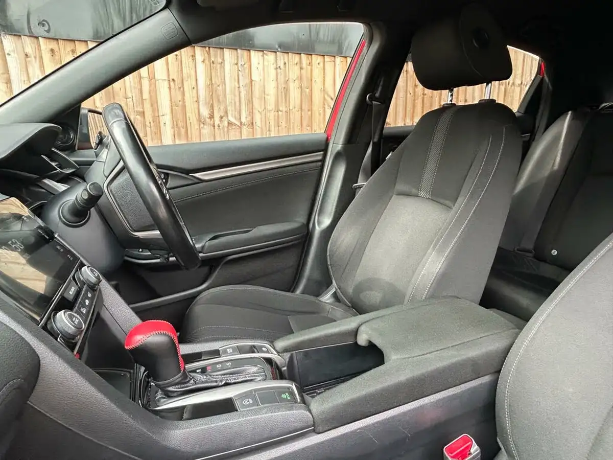 2017-honda-civic-10-vtec-turbo-sr-cvt-big-28