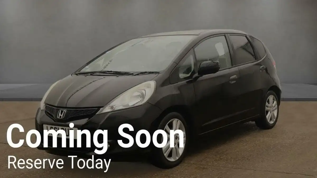 2011-honda-jazz-14-ex-big-1