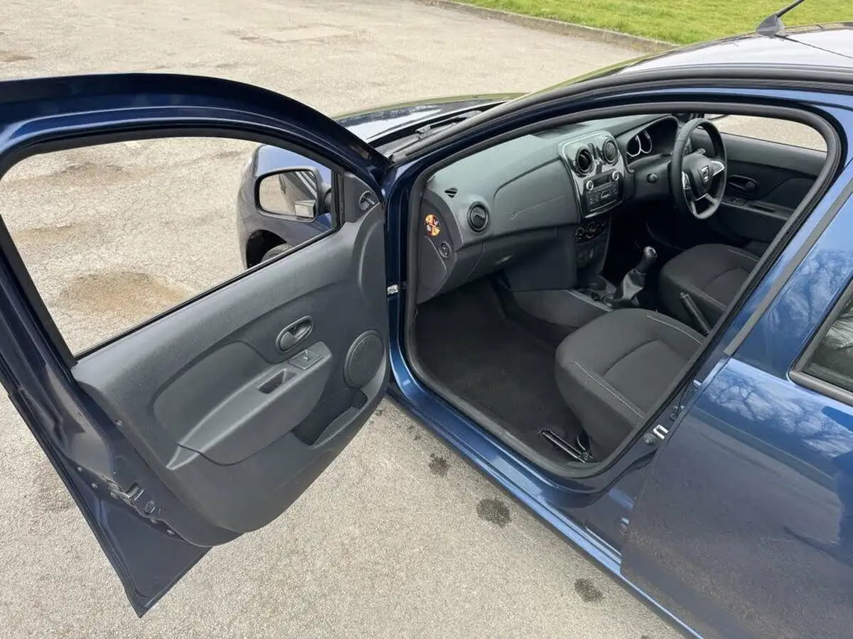 2019-dacia-sandero-10-sce-essential-big-20