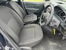 2019-dacia-sandero-10-sce-essential-small-10