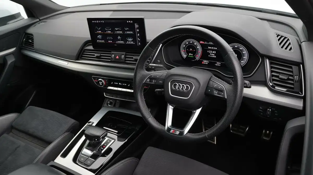 2022-audi-q5-20-45-tfsi-s-line-sportback-big-9