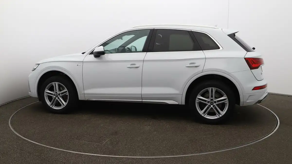 2022-audi-q5-20-45-tfsi-s-line-sportback-big-51