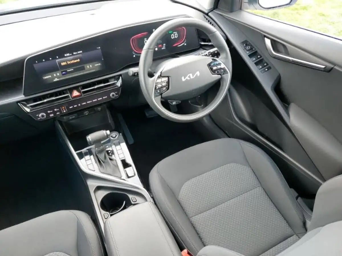 2024-kia-niro-16-gdi-2-hev-132kwh-big-9