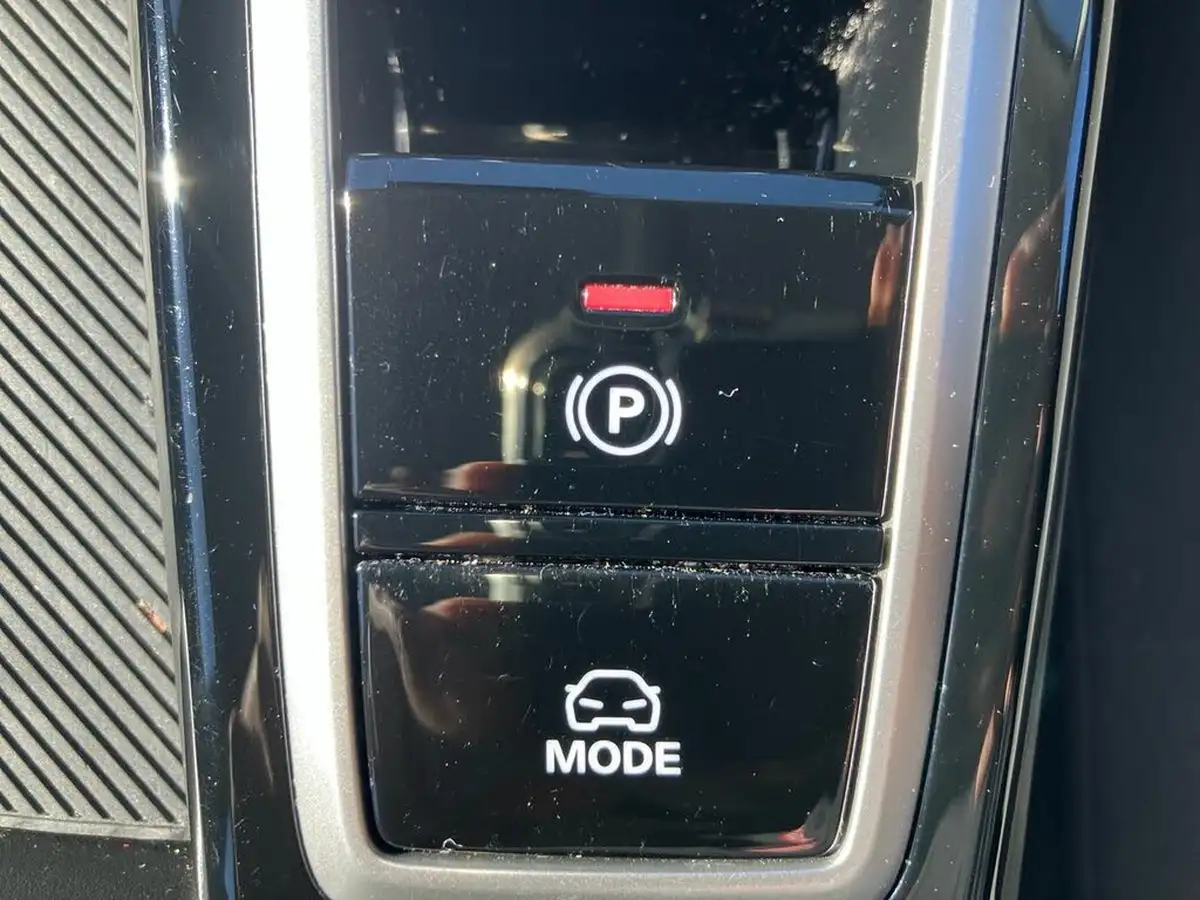 2024-mg-zs-suv-15-se-196ps-hybrid-1498cc-auto-big-35
