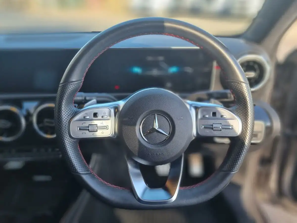 2020-mercedes-benz-a-class-13-a180-amg-line-executive-hatchback-5d-7g-dct-big-16