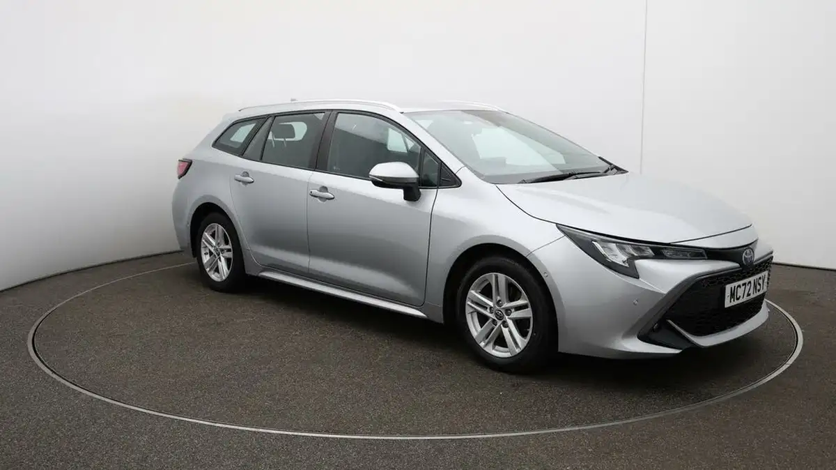 2023-toyota-corolla-18-vvt-i-icon-tech-spare-wheel-touring-sports-5d-big-37