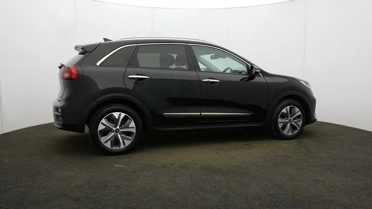 2022-kia-e-niro-ev-4-big-49