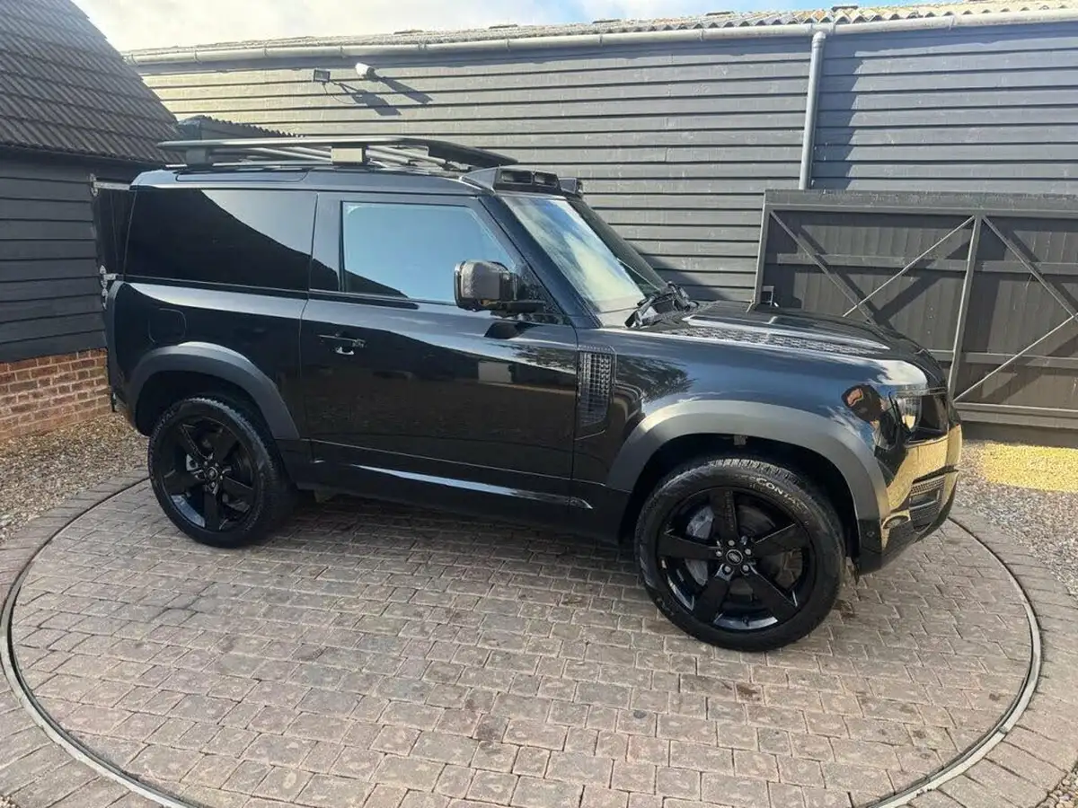 2022-land-rover-90-defender-30-d250-x-dynamic-se-big-24