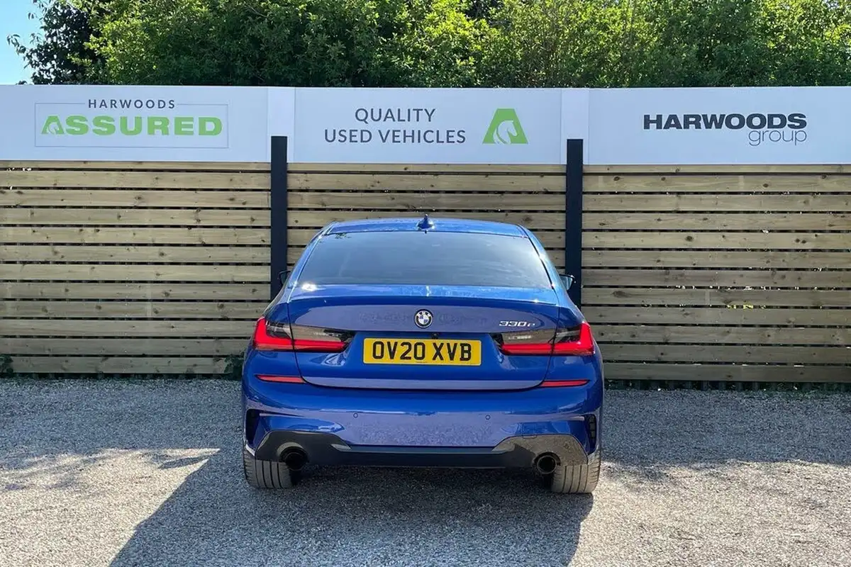 2020-bmw-3-series-20-330e-m-sport-saloon-4d-big-7