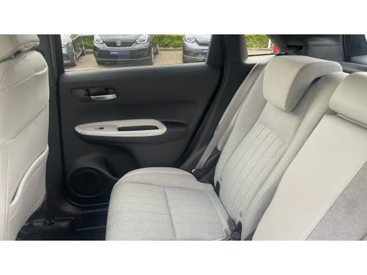 2023-honda-jazz-15-i-mmd-ex-107ps-big-15