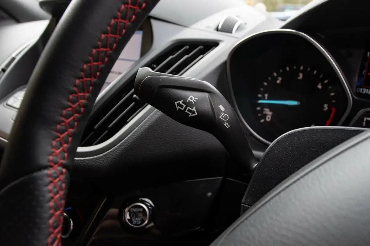 2019-ford-kuga-20tdci-st-line-150ps-ss-big-16