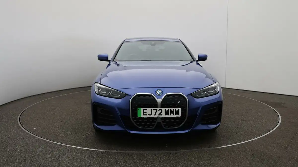 2022-bmw-i4-e-edrive40-m-sport-big-34