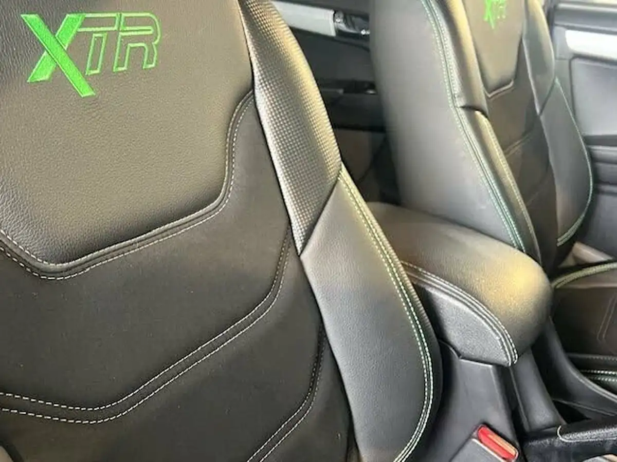 2021-isuzu-d-max-19td-xtr-nav-auto-big-19