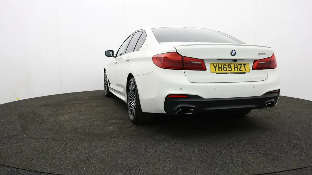 2019-bmw-5-series-20td-520d-m-sport-190bhp-plus-pack-saloon-4d-big-23