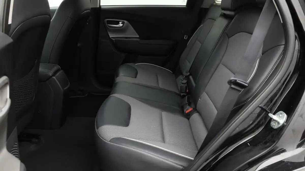 2022-kia-e-niro-ev-2-64-big-15