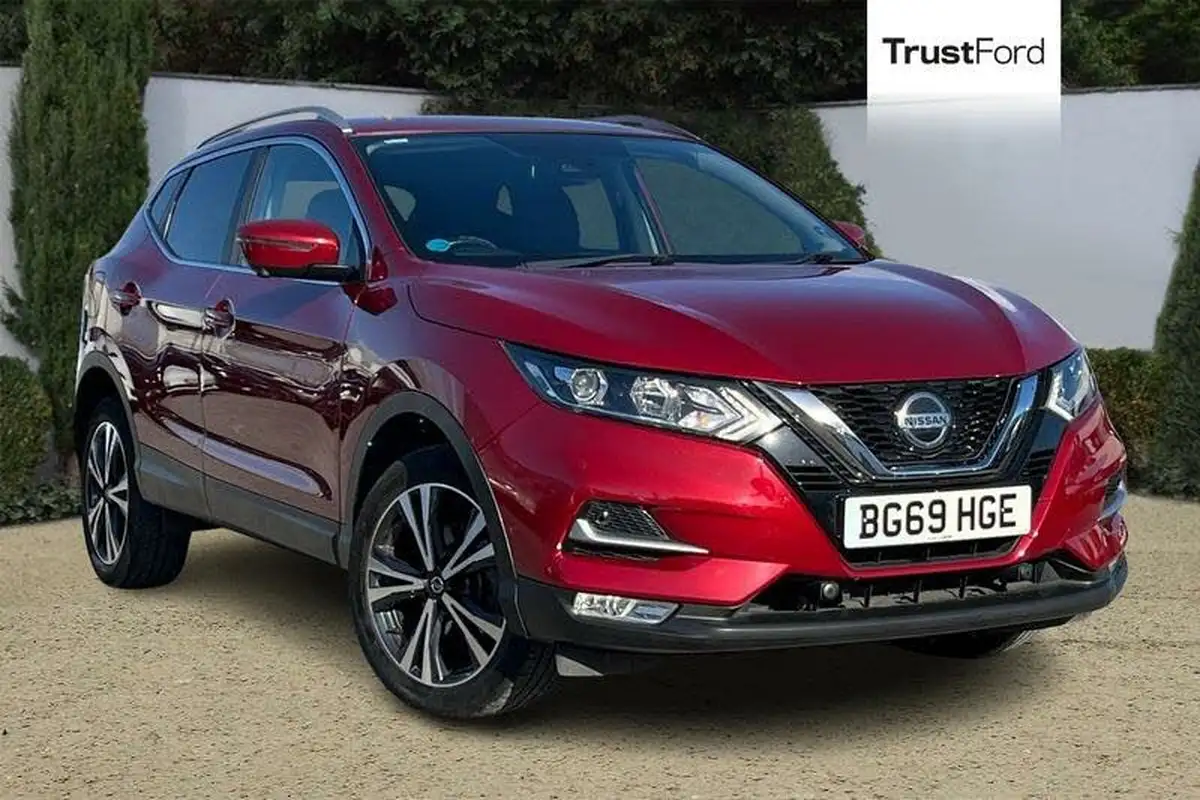 2019-nissan-qashqai-13-dig-t-n-connecta-160ps-big-0