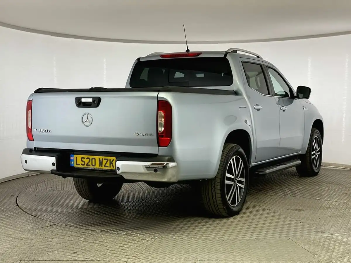 2020-mercedes-benz-x-class-30td-350-power-big-6
