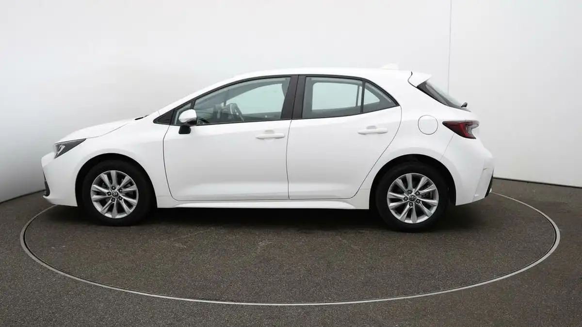 2023-toyota-corolla-18-vvt-i-icon-138bhp-hatchback-5d-big-57