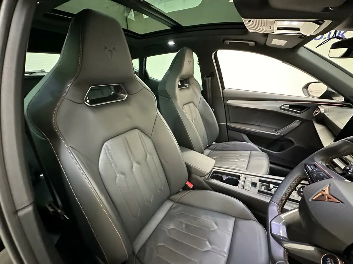 2024-cupra-formentor-14-e-hybrid-vz2-big-11
