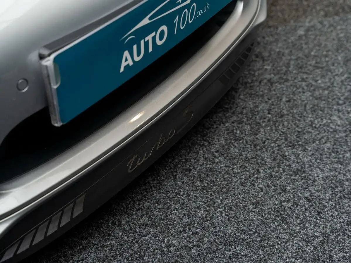 2014-porsche-911-38-turbo-s-coupe-big-29