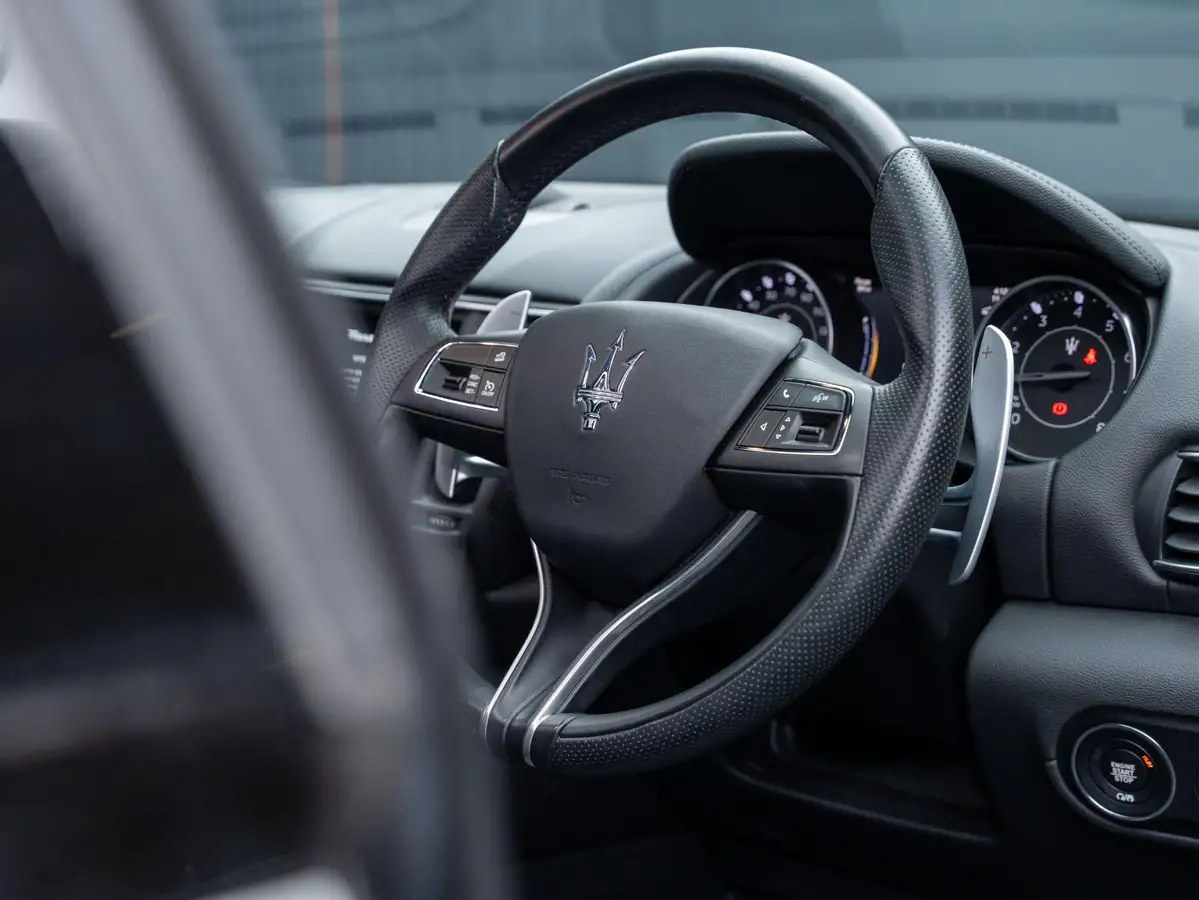 2021-maserati-levante-30-big-23