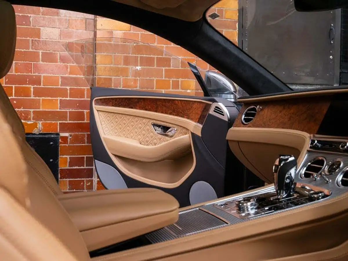 2021-bentley-continental-40-gt-v8-coupe-big-32