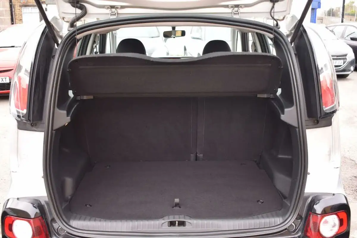 2015-citroen-c3-picasso-16td-vtr-big-9