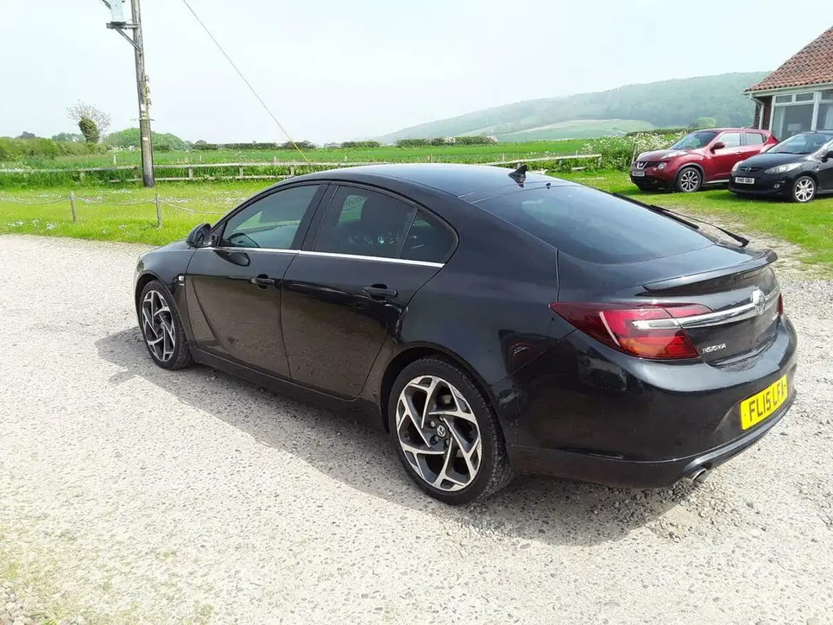 2015-vauxhall-insignia-20cdti-sri-vx-line-140ps-navss-ecoflex-big-4