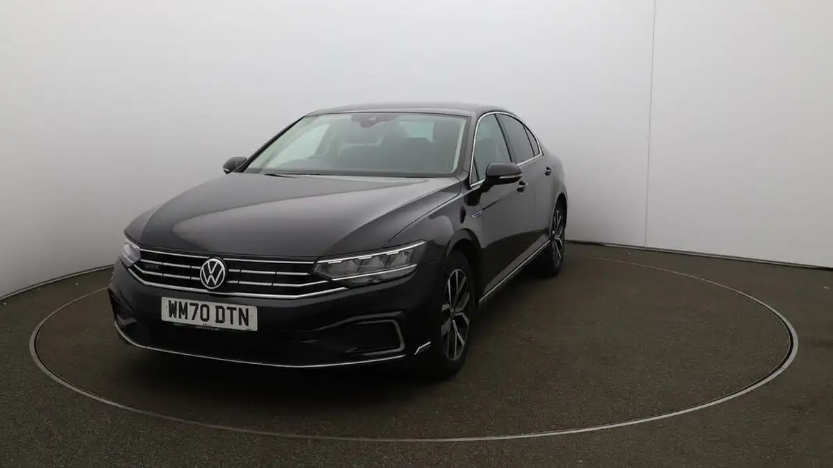 2021-volkswagen-passat-14-tsi-gte-saloon-4d-big-29