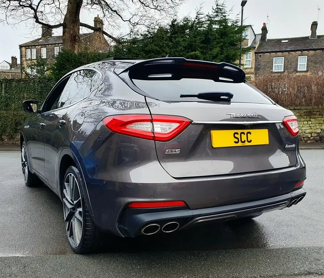 2020-maserati-levante-38-gts-big-2