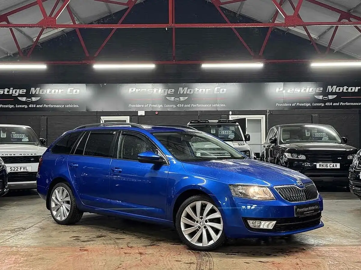 2016-skoda-octavia-16tdi-se-estate-big-1