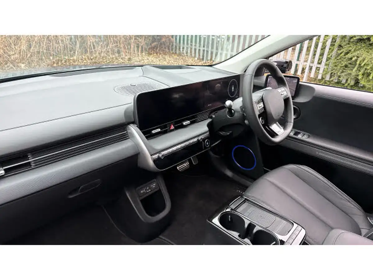 2024-hyundai-ioniq-5-e-ultimate-228ps-84kwh-tech-pack-max-rwd-big-8