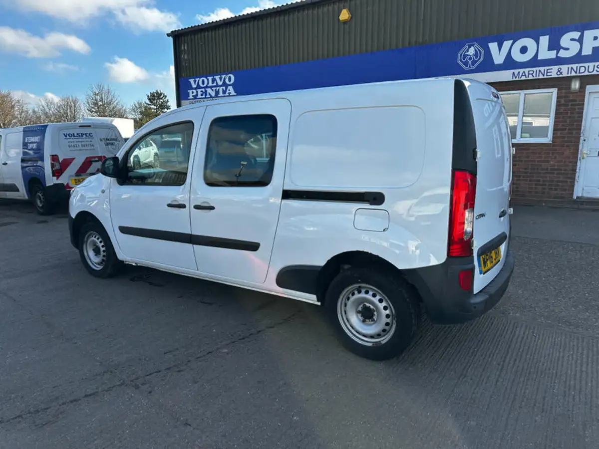 2016-mercedes-benz-citan-15-cdi-109-15cdi-extra-long-dualiner-big-4