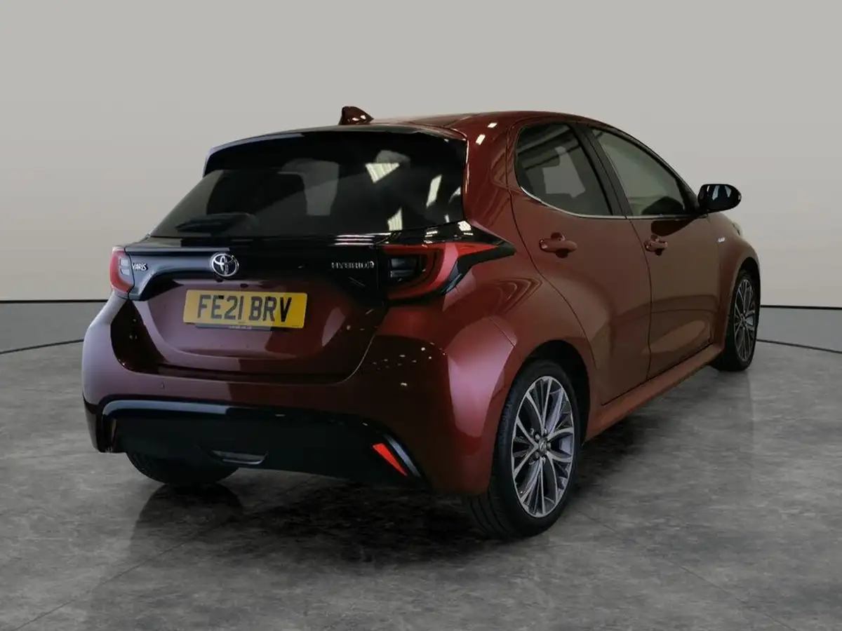 2021-toyota-yaris-15-vvt-i-excel-big-7