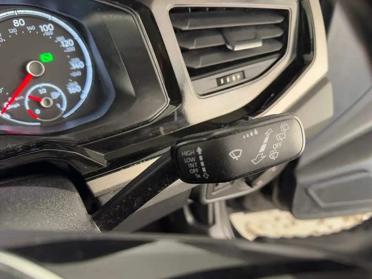 2018-volkswagen-polo-10-tsi-se-dsg-big-31