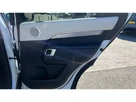 2023-land-rover-discovery-30-d300-dynamic-hse-small-32