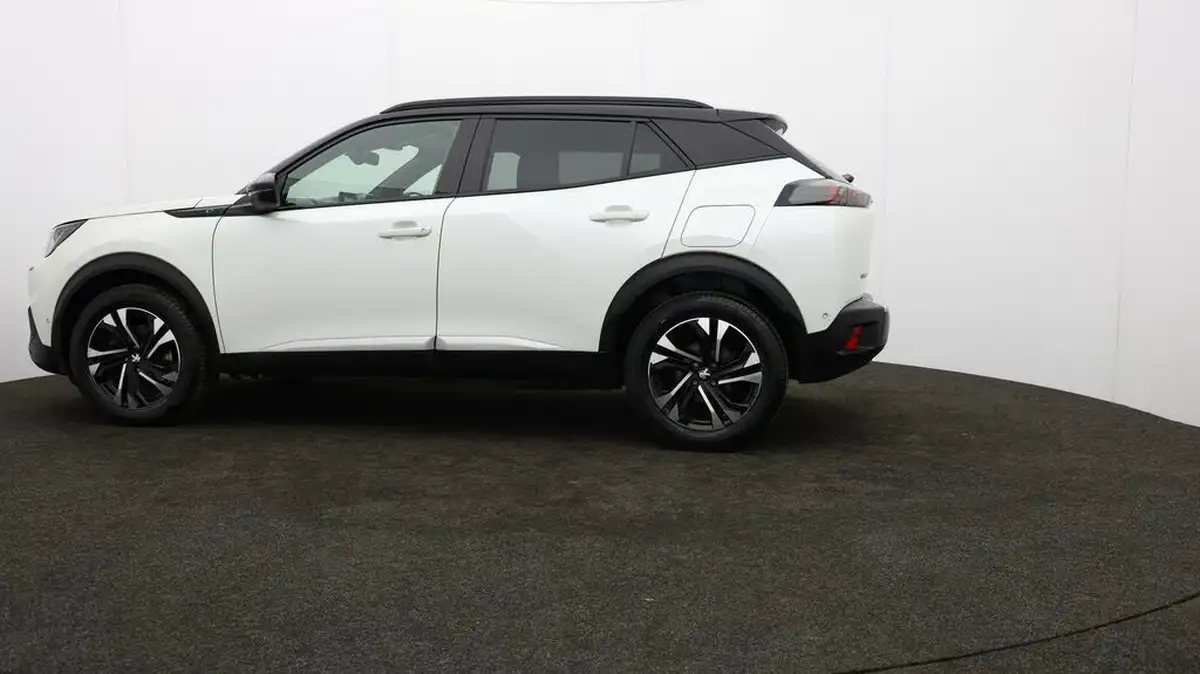 2021-peugeot-2008-suv-e-gt-big-62