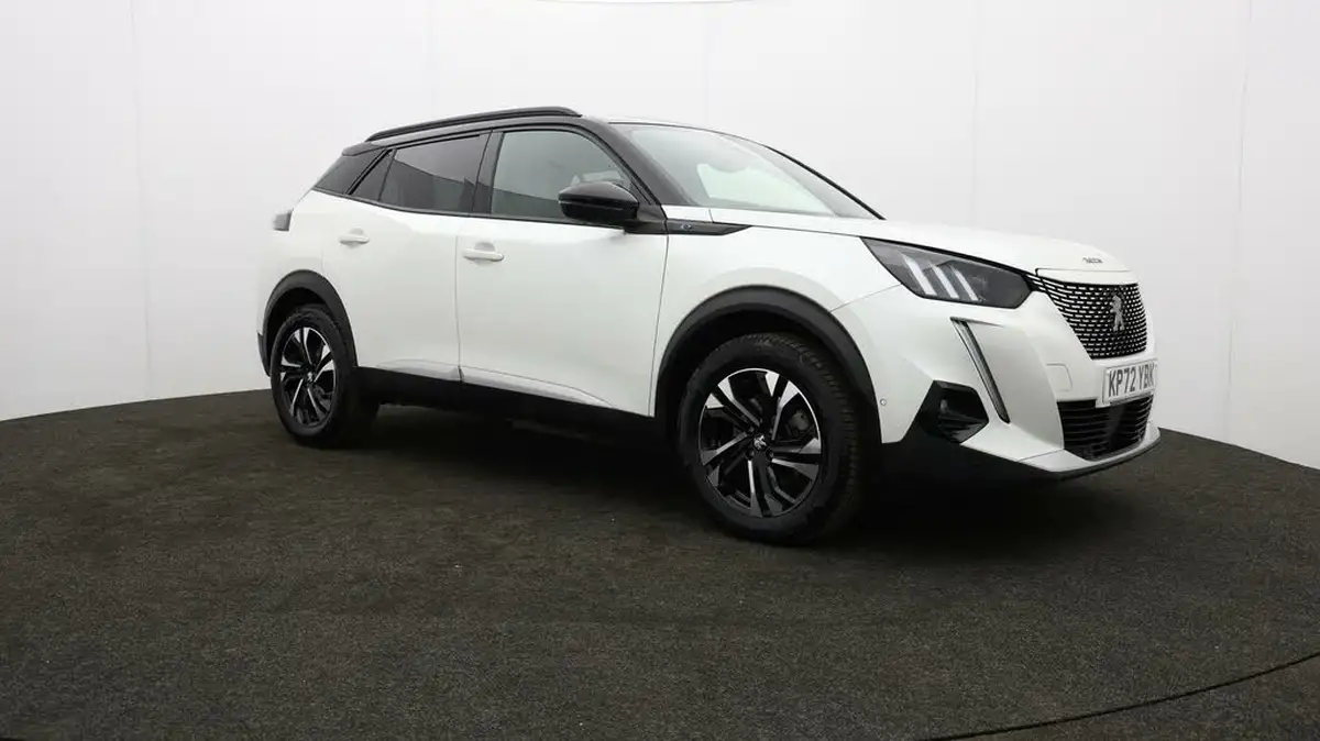 2021-peugeot-2008-suv-e-gt-big-38