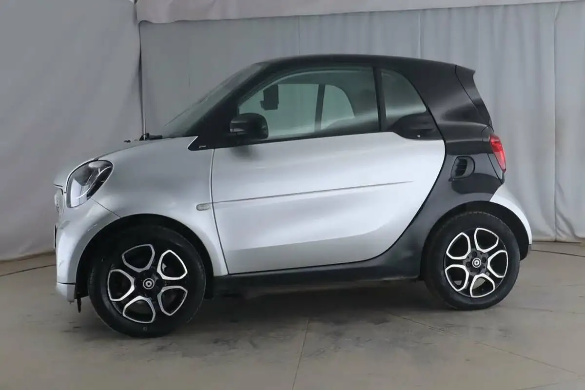 2017-smart-fortwo-10-prime-70bhp-ss-coupe-twinamic-big-3