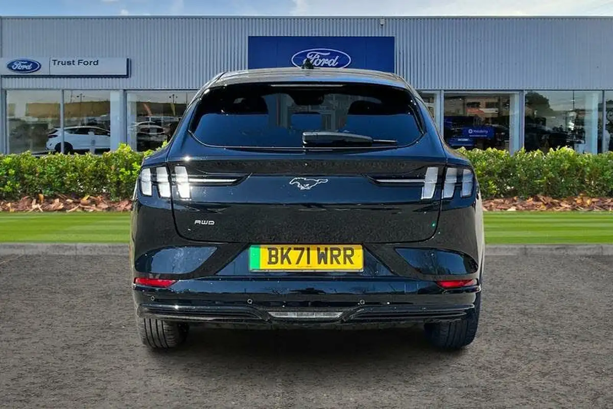 2021-ford-mustang-mach-e-e-standard-range-68kwh-awd-big-6