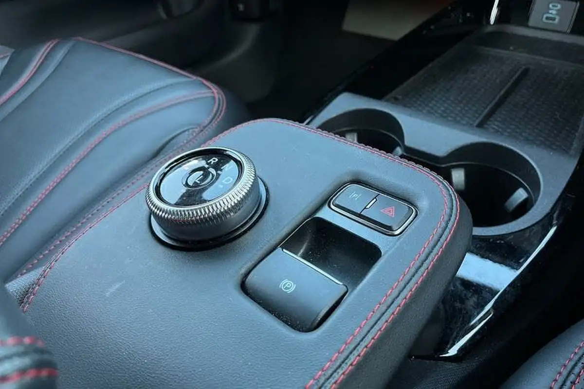 2021-ford-mustang-mach-e-e-standard-range-68kwh-awd-big-30