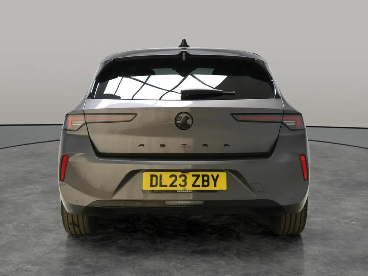 2023-vauxhall-astra-12-turbo-gs-hatchback-big-9