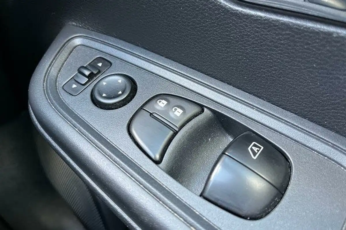 2020-nissan-micra-10-ig-t-n-tec-big-15