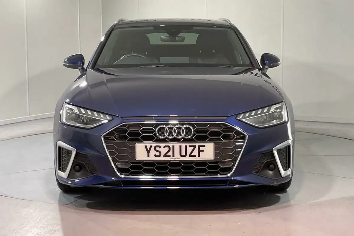 2021-audi-a4-avant-20-35-tdi-s-line-big-5