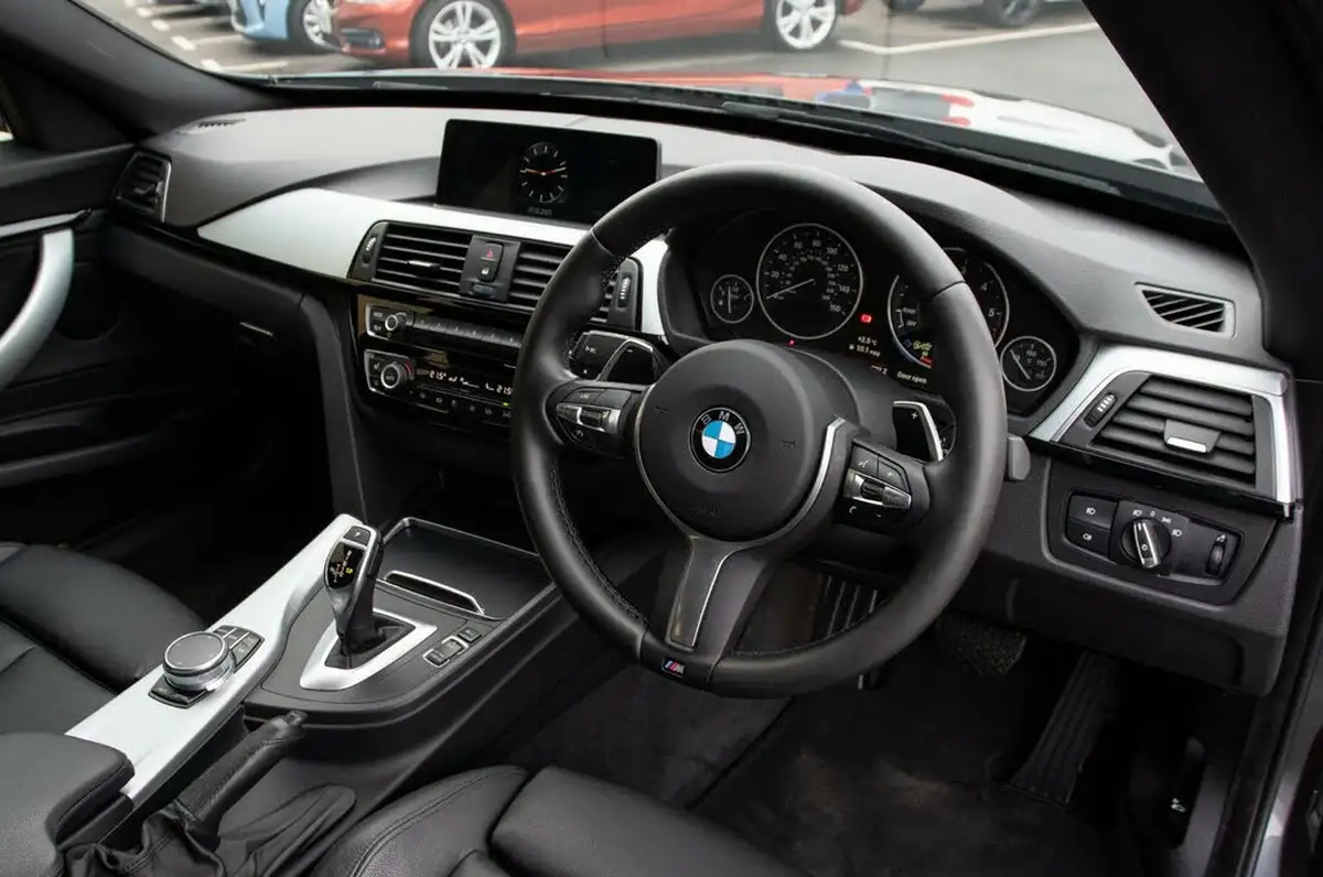 2017-bmw-3-series-20td-320d-m-sport-gt-auto-big-4