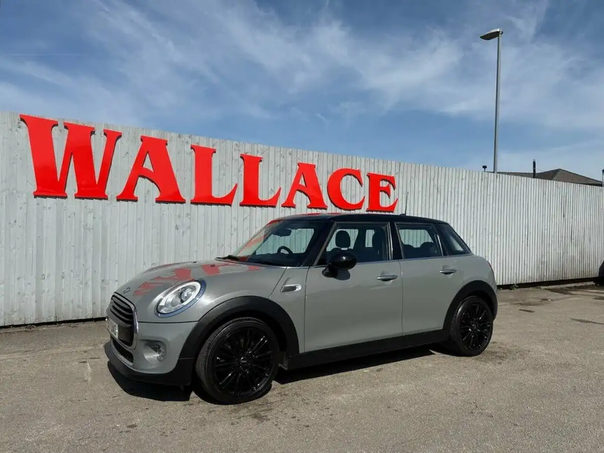 2017-mini-cooper-15-cooper-ss-hatchback-5d-big-8