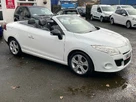 2010-renault-megane-19td-dynamique-tom-tom-19dci-130-coupe-convertible-2d-small-7